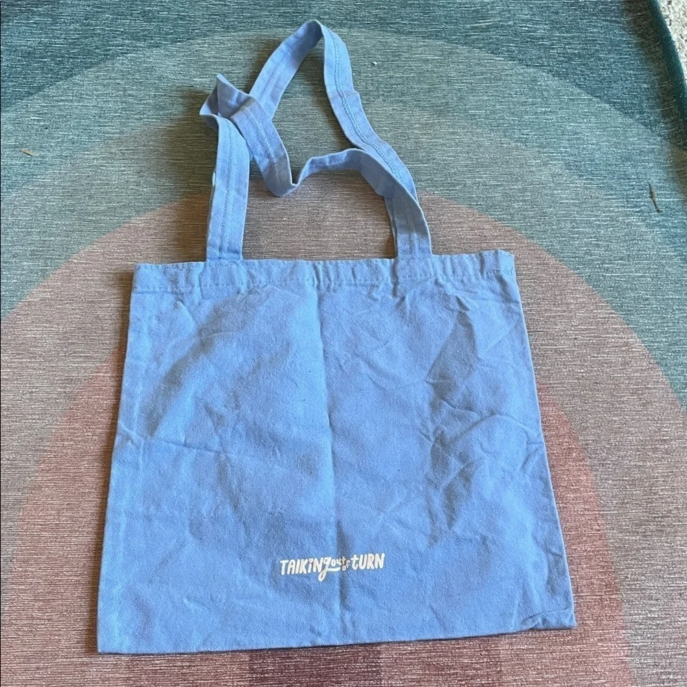 Thinking Out Of Turn Blue Mini Tote Bag with Smiley Flower Design Quote